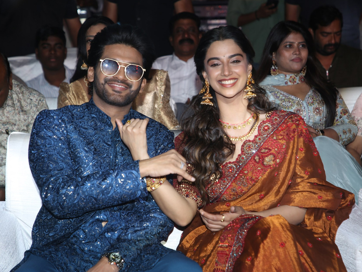 Anaganaga Oka Raju Pre Release Event Photos36