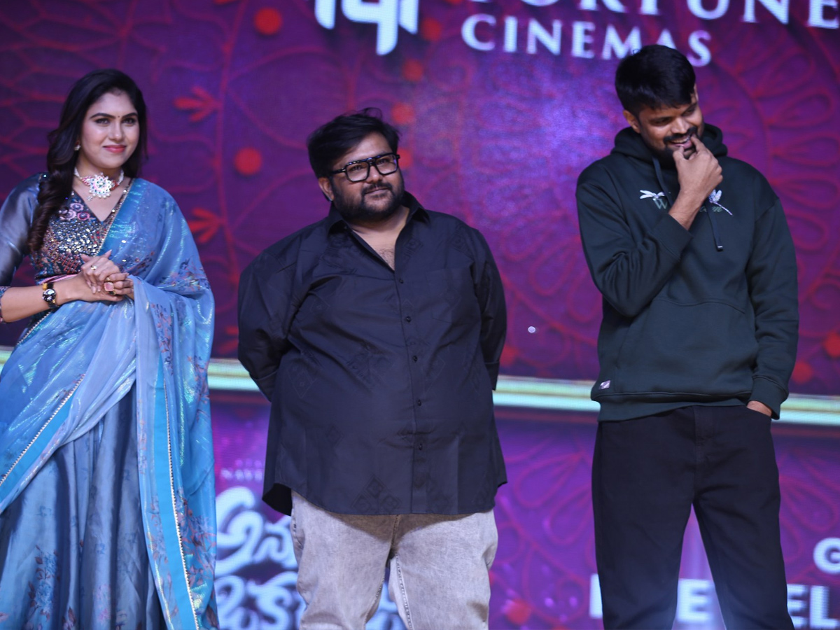 Anaganaga Oka Raju Pre Release Event Photos49