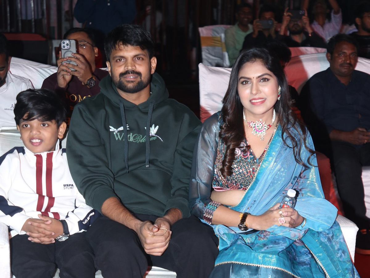 Anaganaga Oka Raju Pre Release Event Photos16