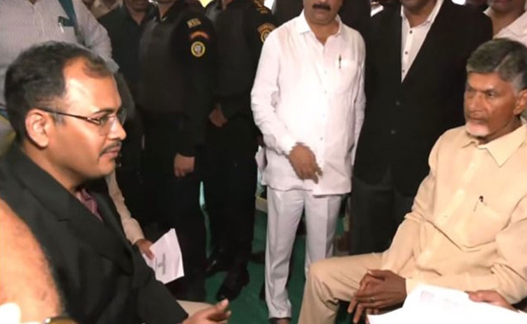 Chandrababu unique skill lies misusing power Photos9