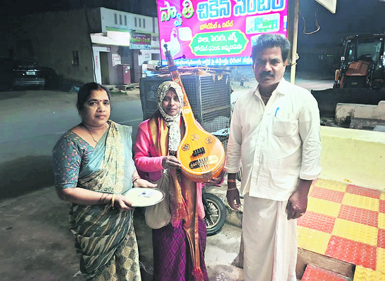 పండుగొచ్చింది3