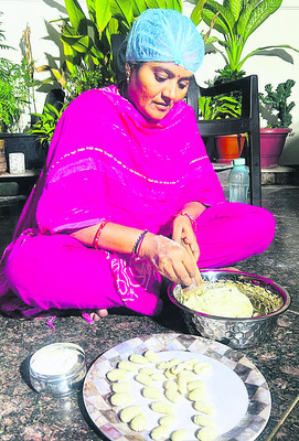 సకినాలు.. గారెలు.. అరిసెలు3