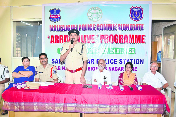 జిల్లా అస్తిత్వాన్ని కాపాడాలి 2