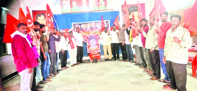 పరిసరాలను  శుభ్రంగా ఉంచాలి4