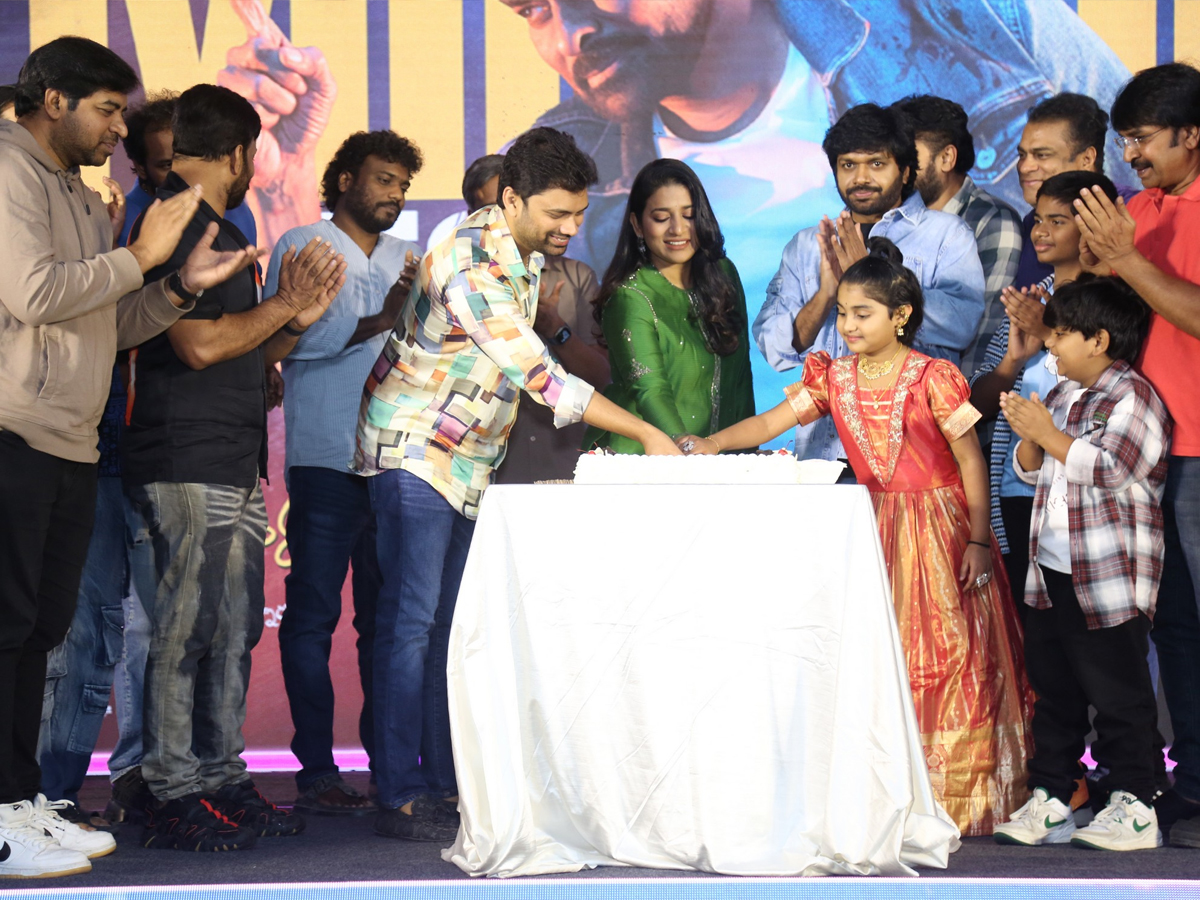 Mana Shankara Vara Prasad Garu Mega Blockbuster Thank you Press Meet Photos3