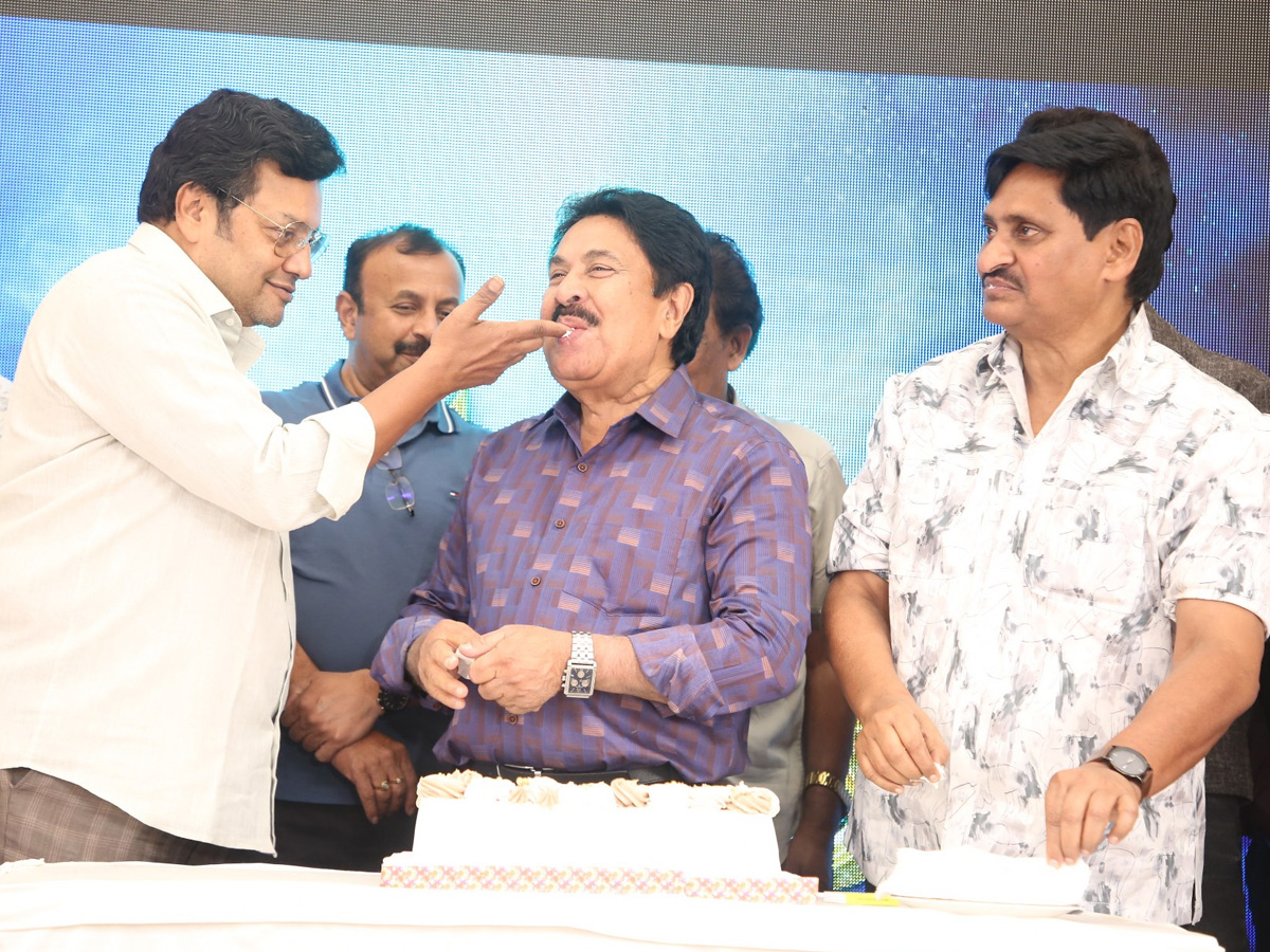 Producer Achi Reddy Birthday Celebrations Photos6