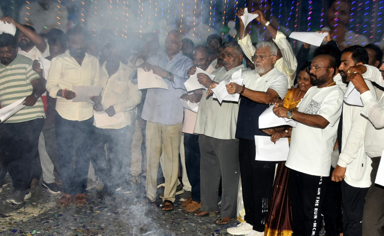 YSRCP Bhogi festival celebrations in Andhra Pradesh Photos9