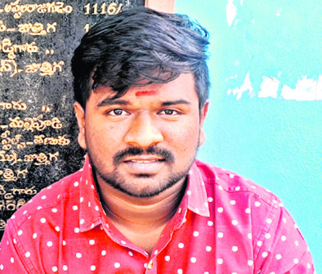 సంక్షేమ పథకాలు లేవు 
3