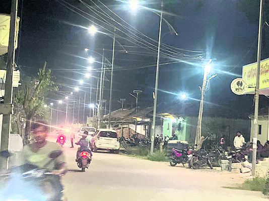 పండుగ పూట వెలుగులు1