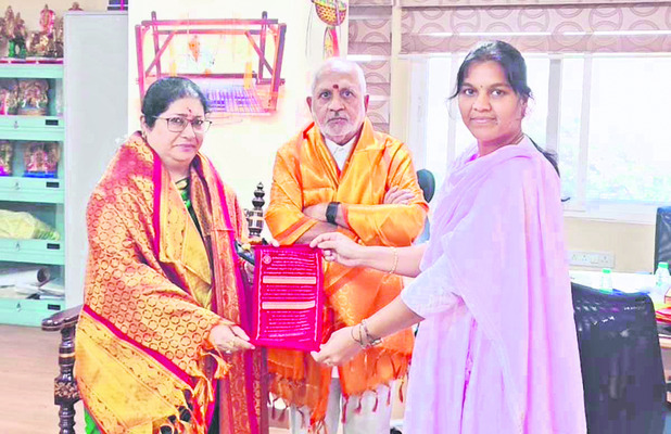 యువత చూపు..  మోదీ వైపు 
2