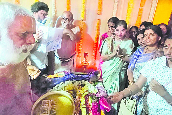 వైభవంగా గోదాదేవి కల్యాణోత్సవం 1