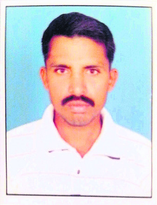 రైలులో నుంచి జారిపడి   గుర్తు తెలియని వ్యక్తి మృతి1