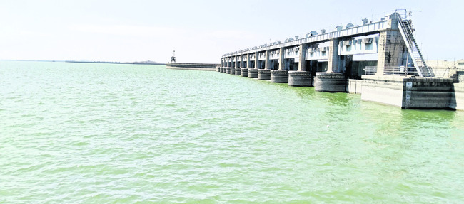 నిజాంసాగర్‌కు చేరిన  సింగూరు జలాలు
2