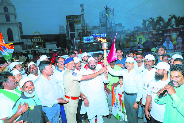 సీఎం కప్‌ క్రీడలతో ప్రతిభ వెలుగులోకి..1
