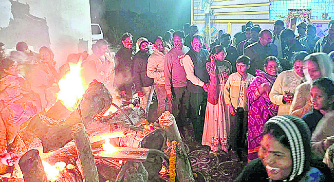 వెలుగు తెచ్చింది.. 8