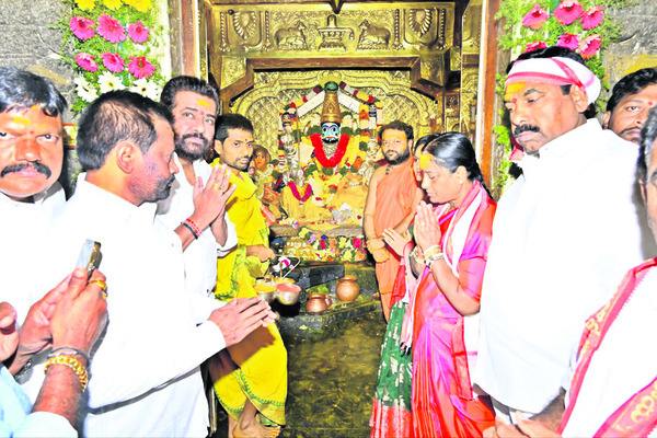 మల్లన్న.. మమ్మల్ని కాపాడు2