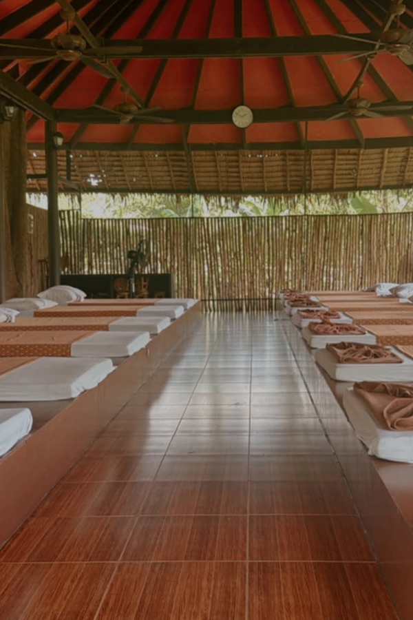  Actress Aishwarya Rajesh Birthday Celebrations In Thailand Photos6