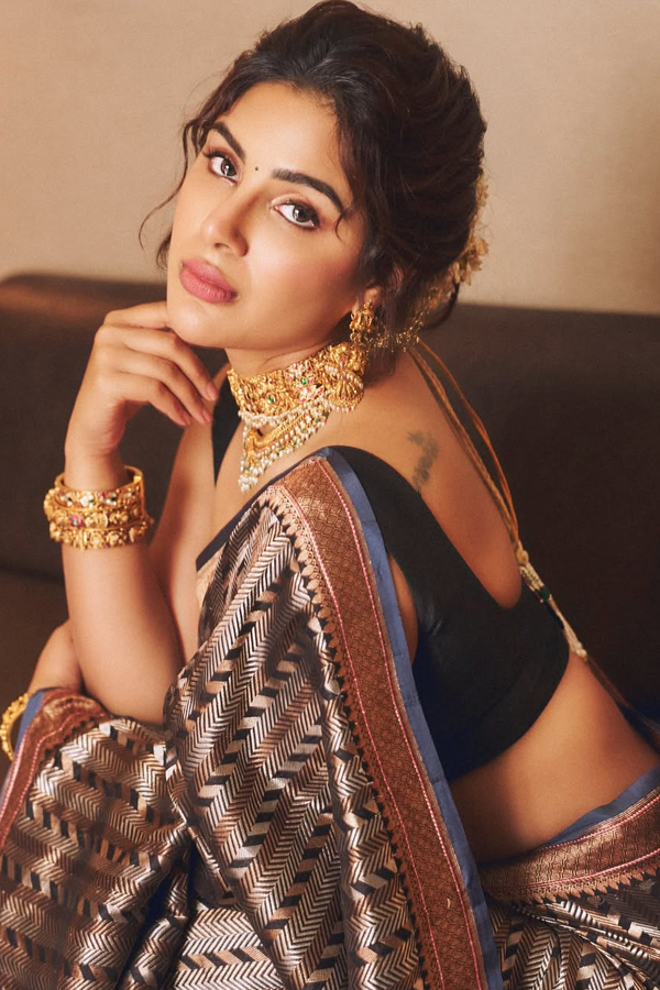 Film celebrities in Bhogi And Sankranti celebrations Photos24