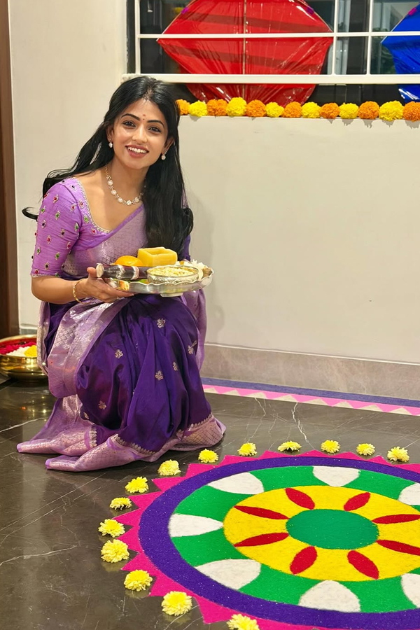 Film celebrities in Bhogi And Sankranti celebrations Photos34