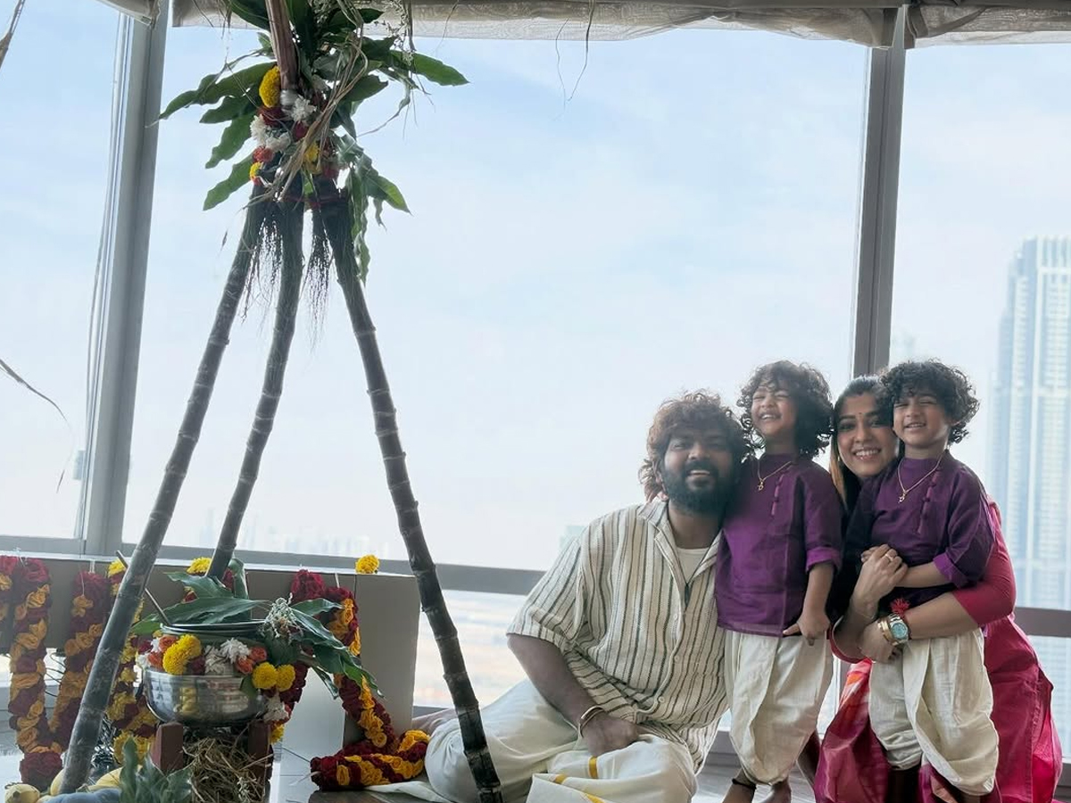 Film celebrities in Bhogi And Sankranti celebrations Photos49