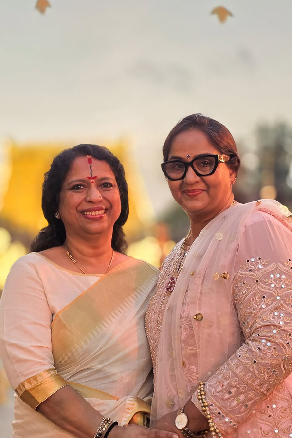 Film celebrities in Bhogi And Sankranti celebrations Photos61