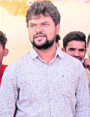 పంటలు లేవు.. పండుగ లేదు4