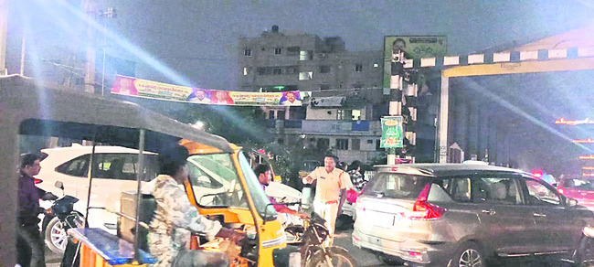 వైఎస్సార్‌సీపీ గ్రామ కమిటీలు నియమించాలి  
1