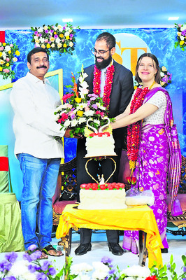 నార్వే చిన్నది.. వైజాగ్‌ చిన్నోడు..1