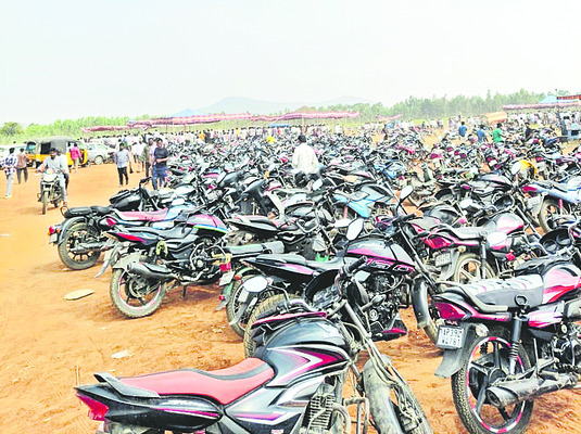 కోట్లు తెగిపడ్డాయి!2