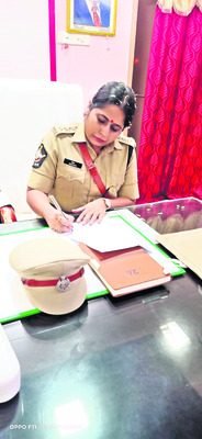 నగర డీఎస్పీ బాధ్యతల స్వీకరణ 1