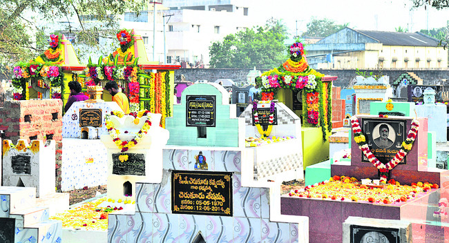 పితృస్మృతుల్లో తడిచిన నయనాలు 4