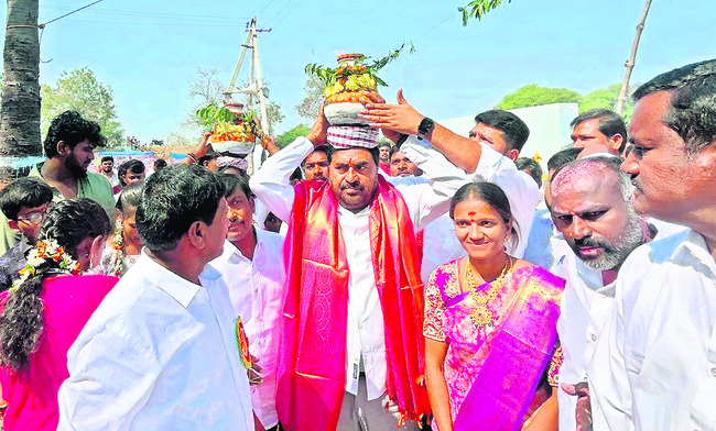 శిగమూగిన ఆలేటి ఎల్లవ్వ జాతర1