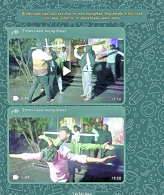 భక్తి గీతాలకు వికృత నృత్యం1