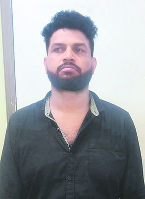 ఇద్దరు డ్రగ్స్‌విక్రేతల అరెస్ట్‌   1