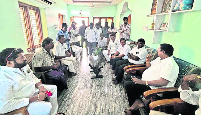 పందేలు మామూళ్లుగా లేవు 2