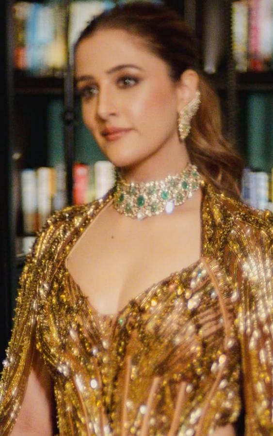 Nupur Sanon Wedding Lehenga Hid A Special Tribute For Stebin Ben Photos14