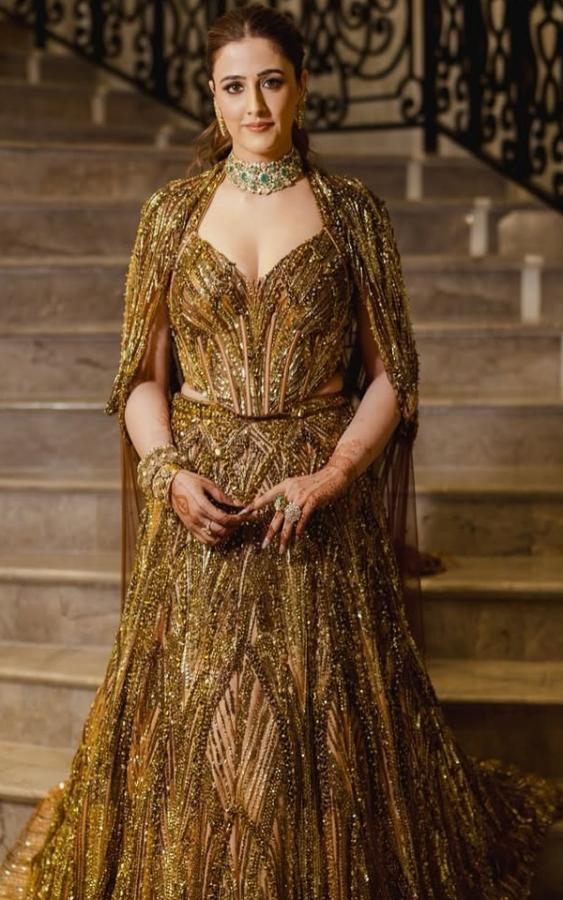 Nupur Sanon Wedding Lehenga Hid A Special Tribute For Stebin Ben Photos15