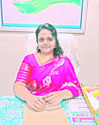 బాలికలకు టీకా 
1