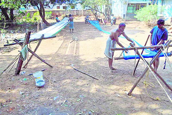 సంక్రాంతి పండగకు తమ సొంత గ్రామాలకు వచ్చిన వారు తిరుగు ప1