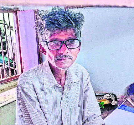 సంక్రాంతి పండగకు తమ సొంత గ్రామాలకు వచ్చిన వారు తిరుగు ప4