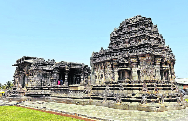 లక్కుండి ప్రాశస్త్యం 3