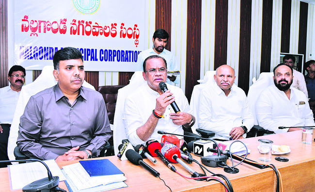 నీలగిరిని సూపర్‌ స్మార్ట్‌ సిటీ చేస్తా1