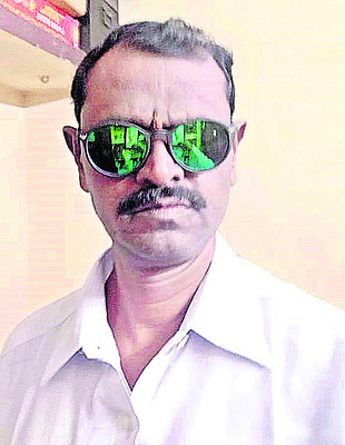 రోడ్డు ప్రమాదంలో రేంజర్‌ మృతి 1