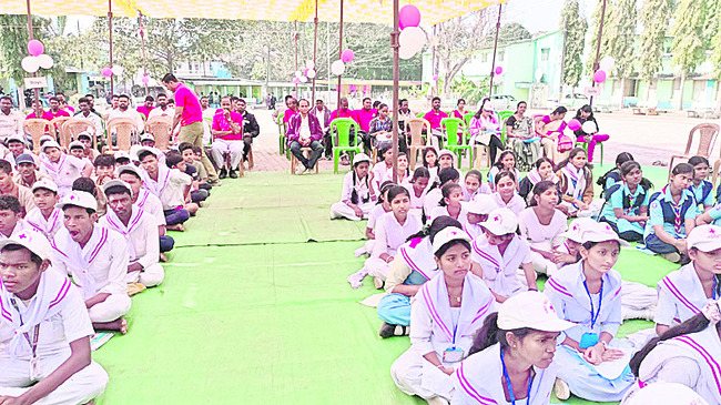 జూనియర్‌ రెడ్‌క్రాస్‌ శిబిరం ప్రారంభం 1