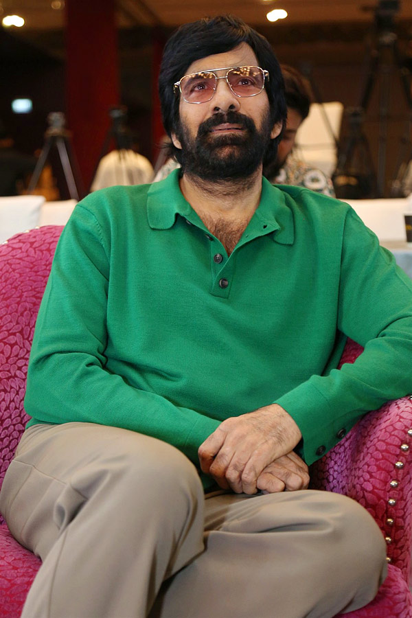 Bhartha Mahasayulaku Wignyapthi Blockbuster Meet Photos12