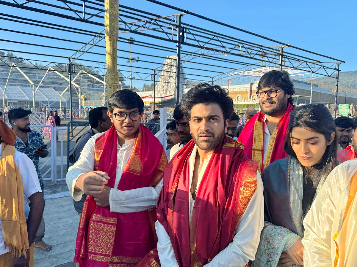 Former Minister Roja and Sharwanand visit Tirumala Temple Photos17