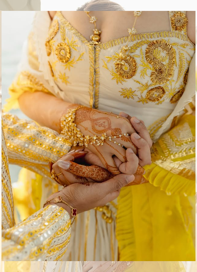 Actress Nupur Sanon shared photos from her Haldi ceremony10