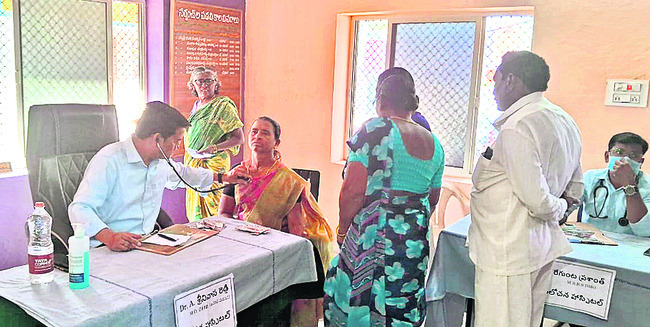 ఎక్స్‌ప్రెస్‌ బస్‌కు   లగ్జరీ చార్జీలు1