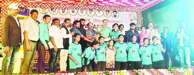 సత్తా చాటిన ఆంధ్ర, తమిళనాడు జట్లు1