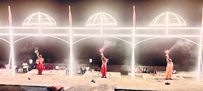 మౌని అమావాస్య.. భక్తుల పూజలు
1